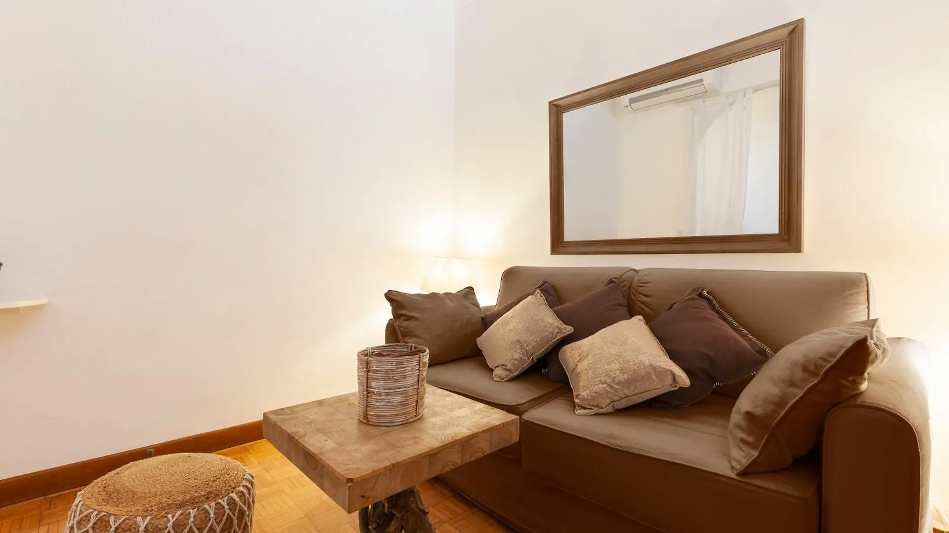 Spanish Steps Historic Apartment 罗马